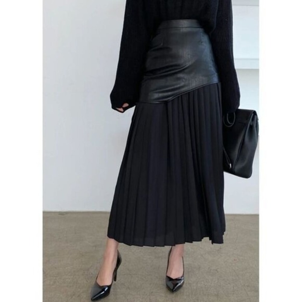 Commense Black Pleated Midi Skirt